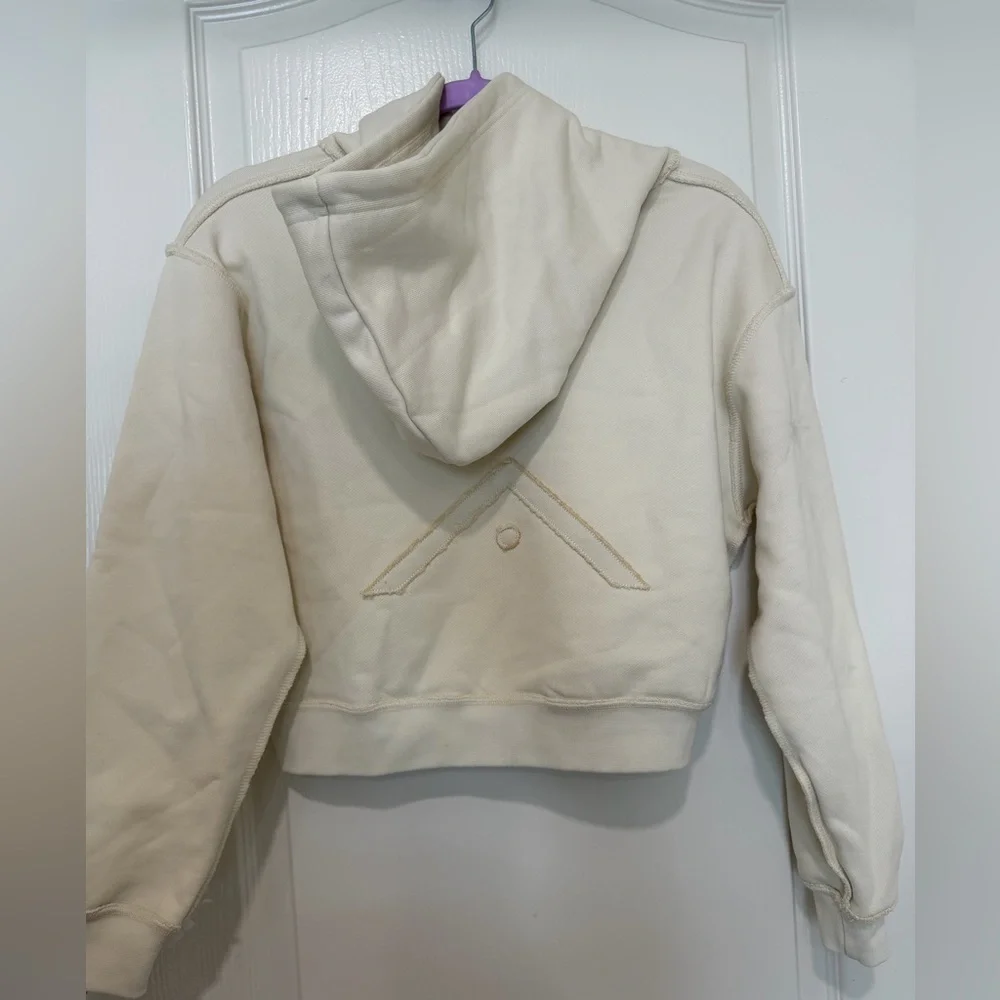 Red Bull Mirage Coachella Limited Edition Cropped Hoodie Cream Sweatshirt Size M